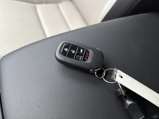 2026 Honda CR-V EX - Photo 11