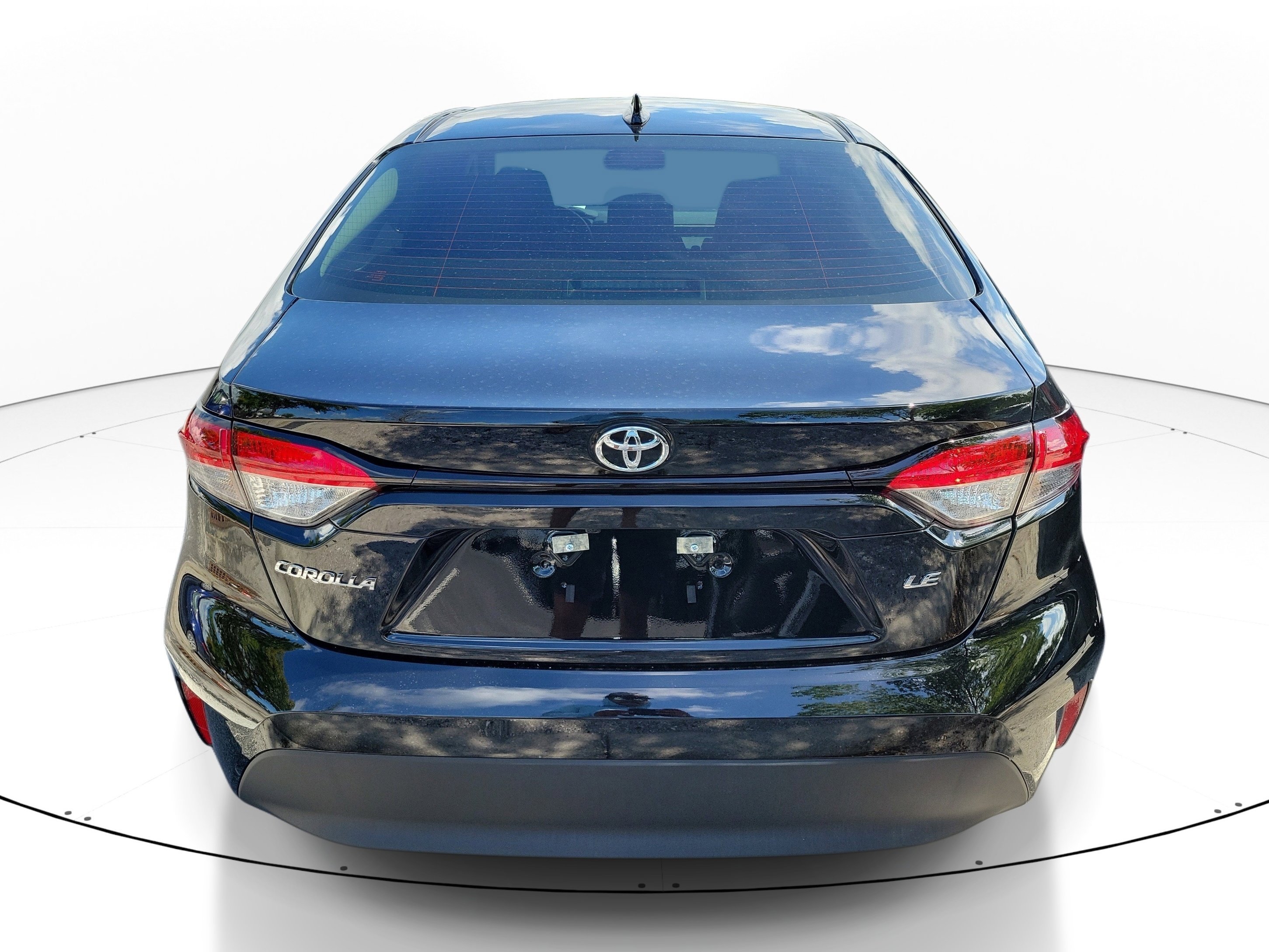 Used 2026 Ice Cap Toyota LE image 4