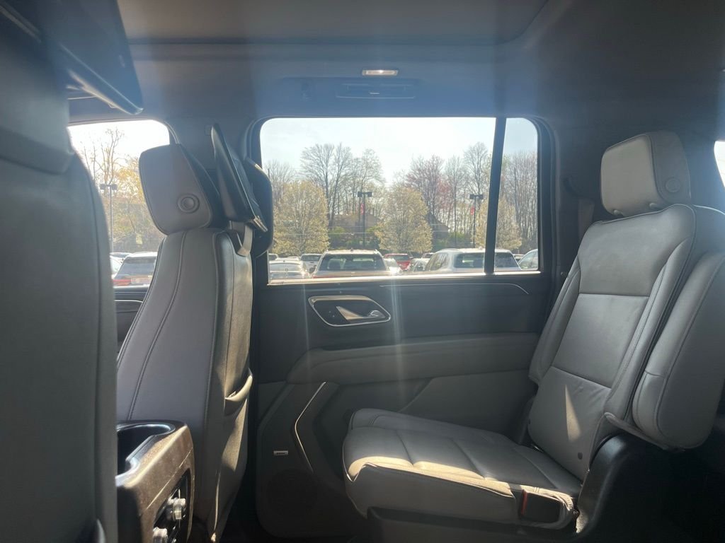 Used 2021 White Frost GMC SLT image 21