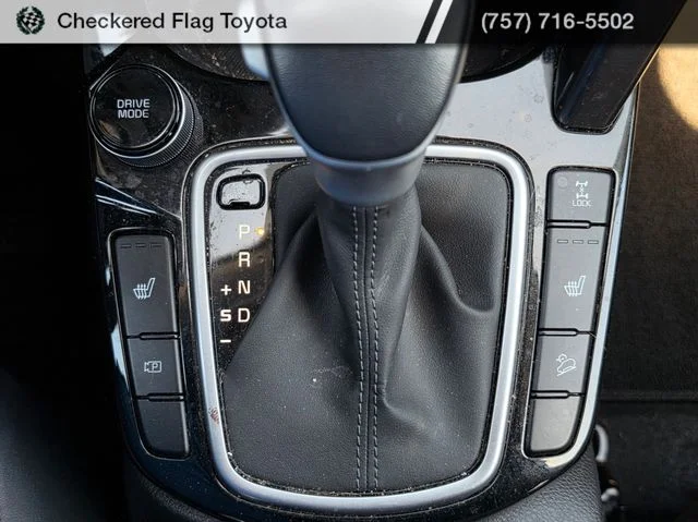 Used 2024 Gravity Gray Kia EX image 21
