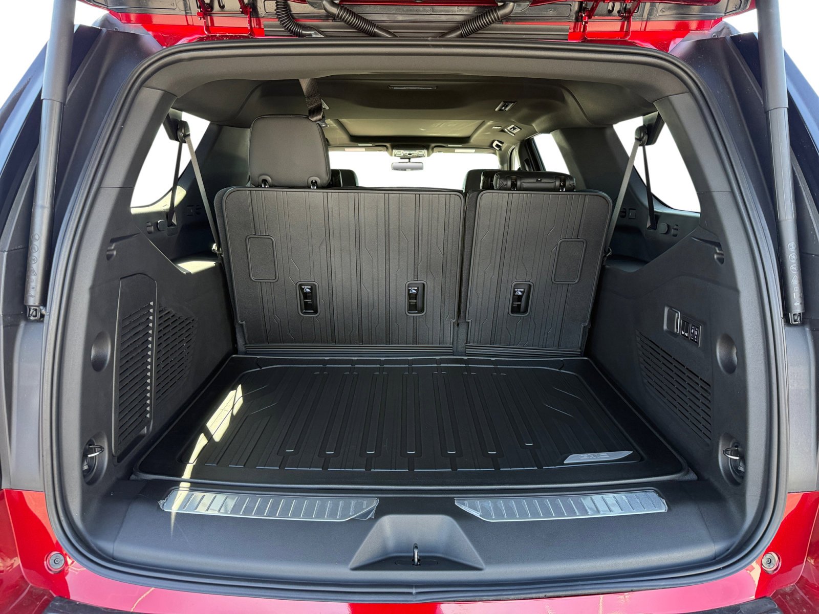 2026 GMC Yukon XL Denali - Photo 17