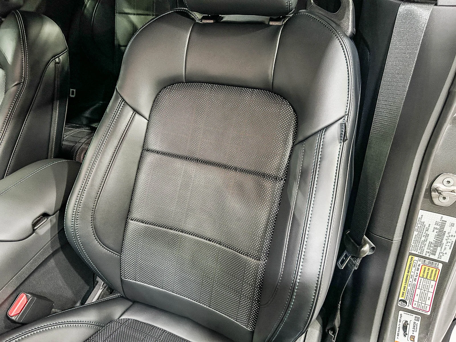 New 2026 Carbonized Gray Metallic Ford GT Premium Convertible image 26