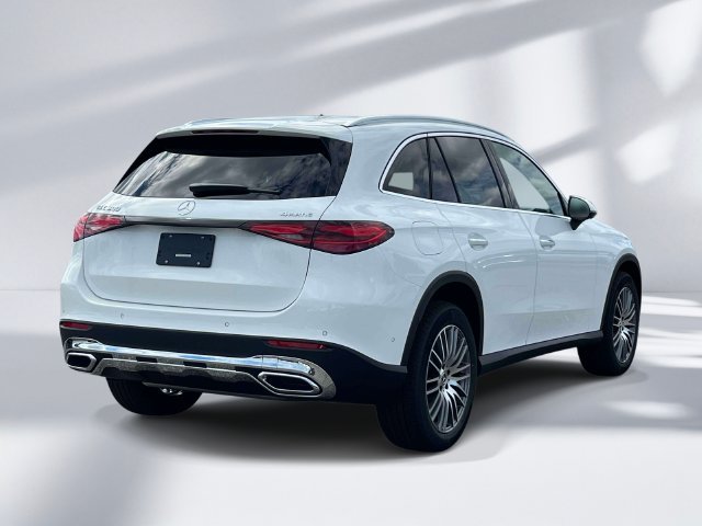 New 2027 Polar White Mercedes-Benz GLC 300 image 6