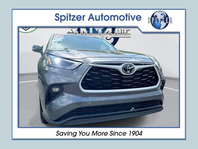 Gray 2024 Toyota Highlander SUV / Crossover All-Wheel Drive 