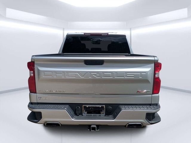 Used 2021 Silver Chevrolet RST image 4