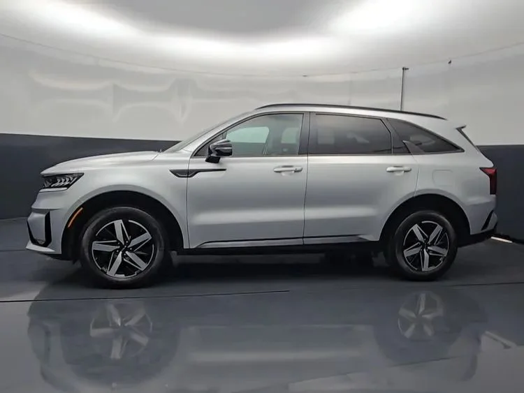 Used 2022  Kia S Sport Utility 4D image 10
