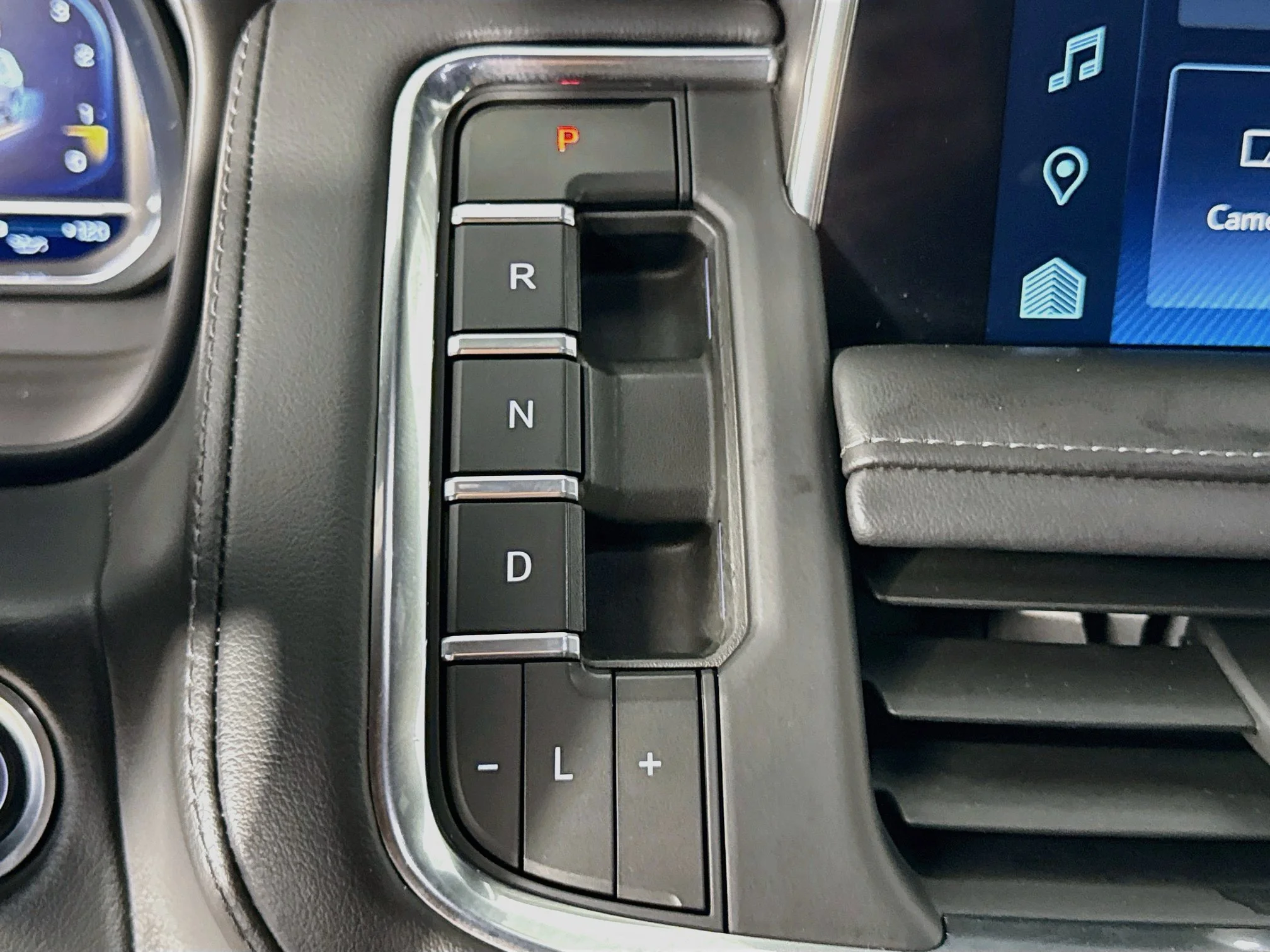 Used 2024 Black Chevrolet LT image 19