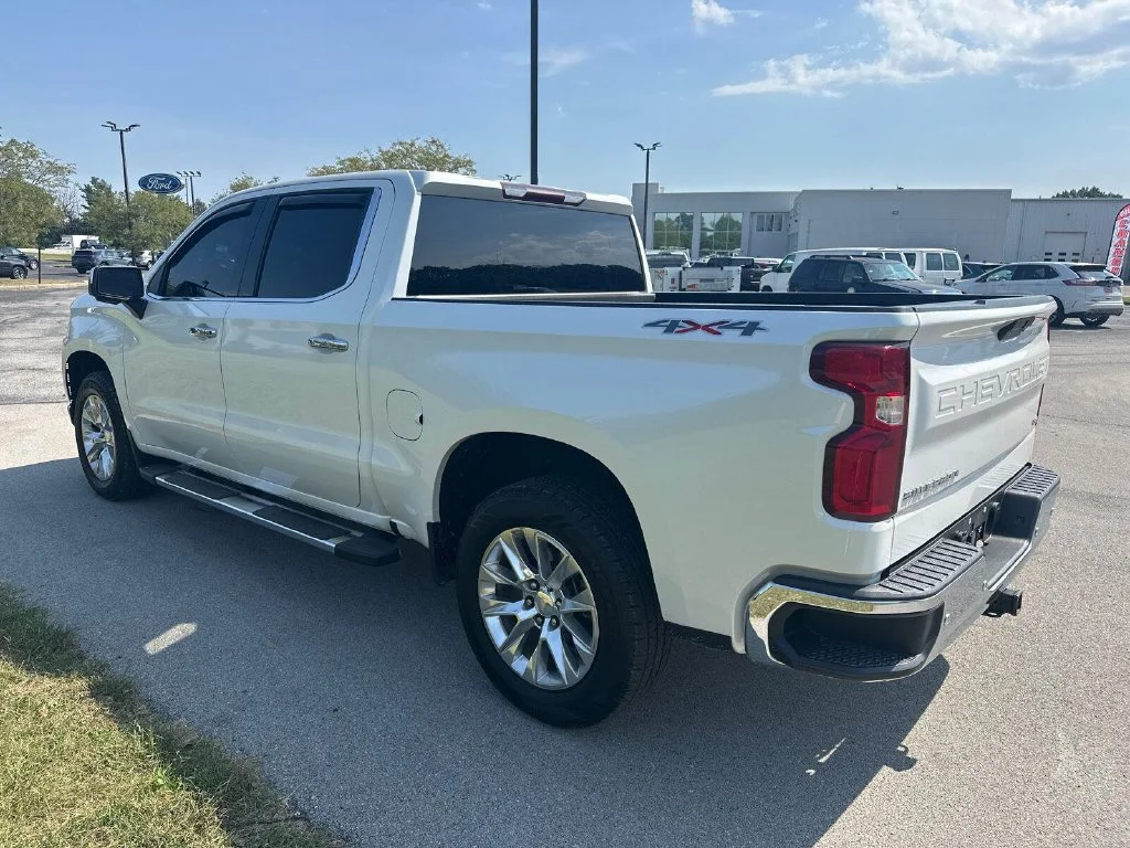Used 2019 Beige Chevrolet LTZ image 10