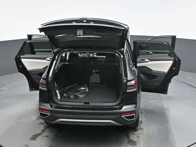 New 2026 Black Volkswagen 1.5T SE image 27