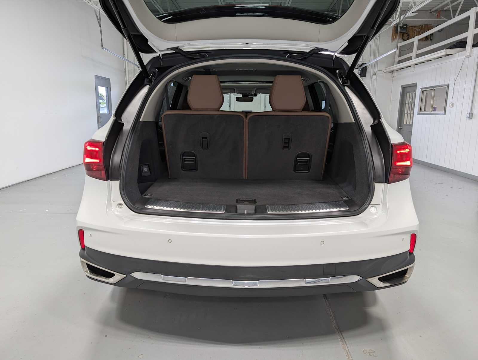 Used 2020 Platinum White Pearl Acura w/Technology Pkg image 40