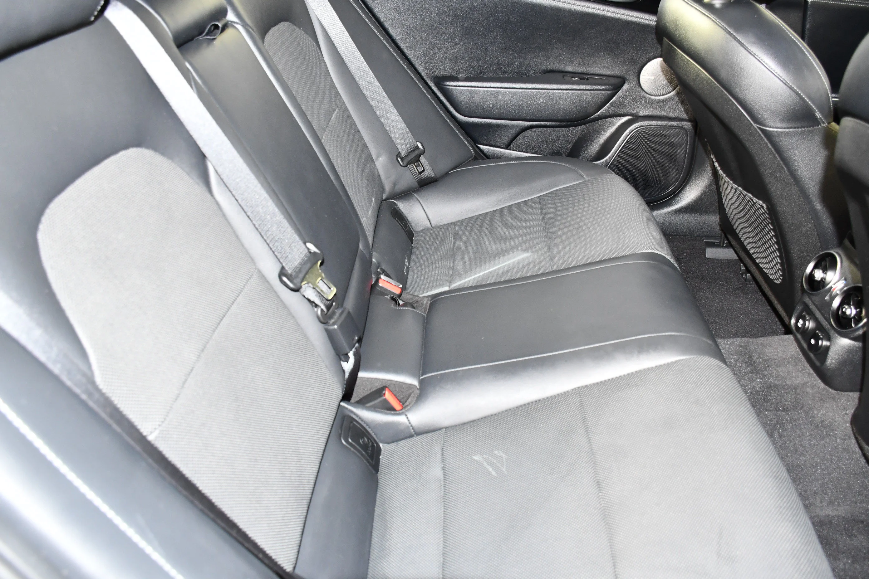 Used 2023 Panthera Metal Kia GT-Line image 45