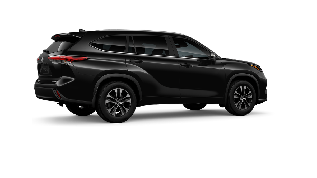 New 2026 Midnight Black Metallic Toyota XLE image 11