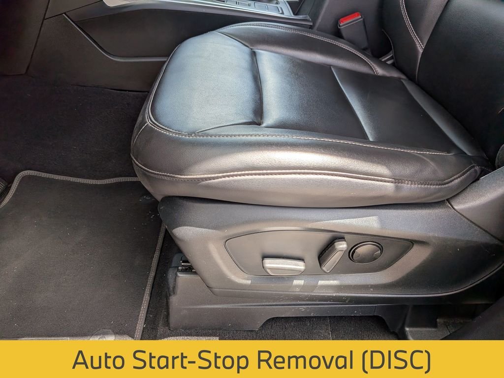 Used 2023 Black Ford XLT image 19