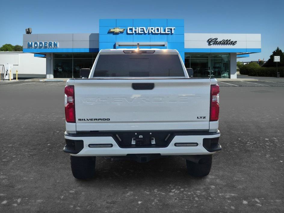 Used 2024 Summit White Chevrolet LTZ image 4