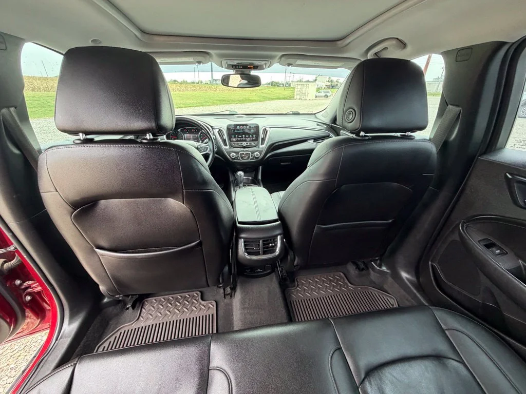 Used 2018 Red Chevrolet LT image 26