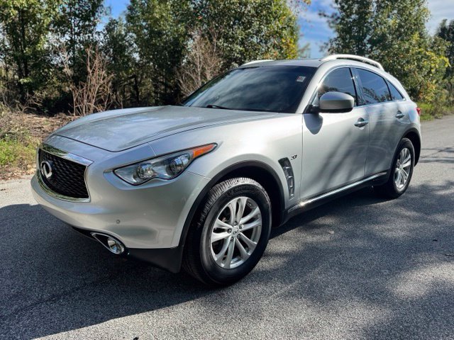 2017 INFINITI QX70 Base