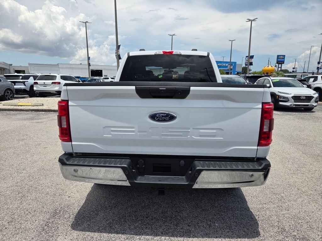 Used 2023 White Ford XL image 12