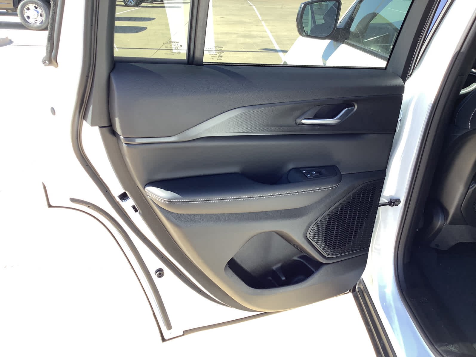 2025 Jeep Grand Cherokee Laredo - Photo 15