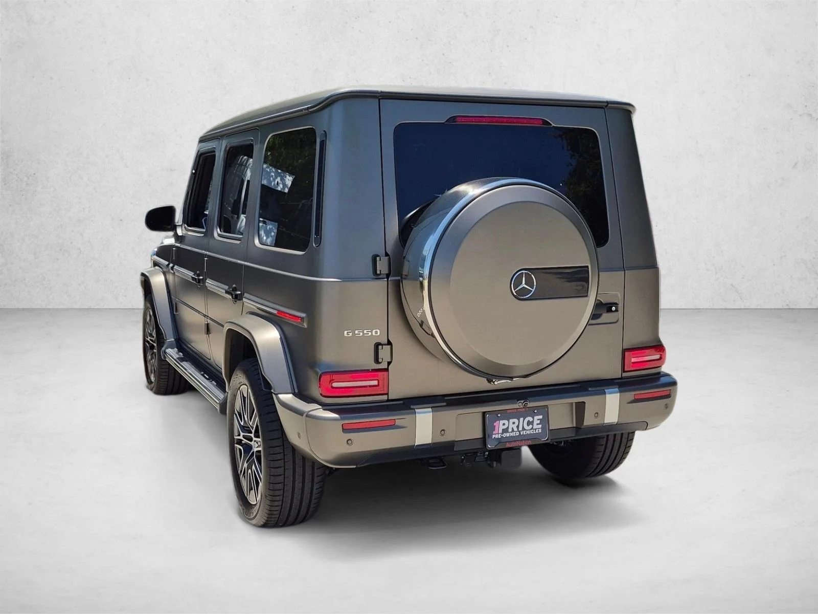 Used 2026 Manufaktur Monza Grey Magno Mercedes-Benz G 550 image 8
