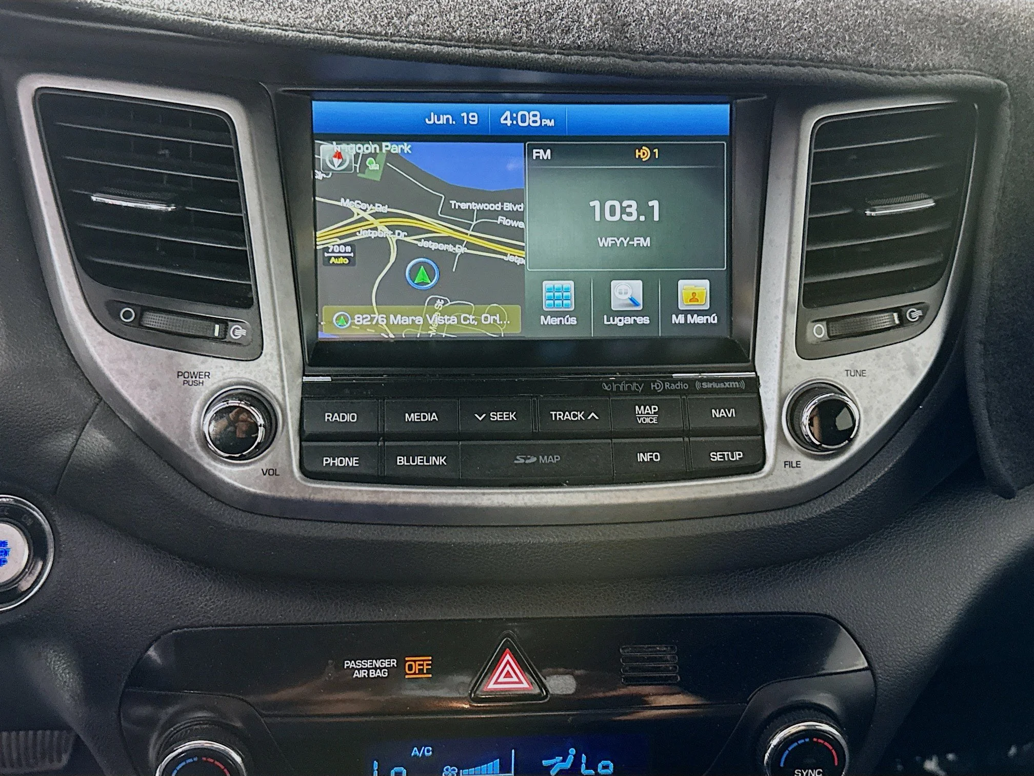 Used 2017 Caribbean Blue Hyundai SE Plus image 14