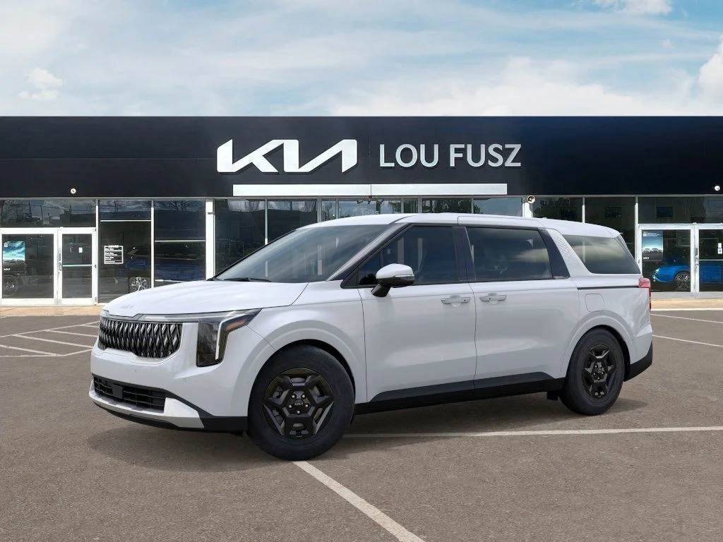 New 2027 Snow White Pearl Kia LXS image 3