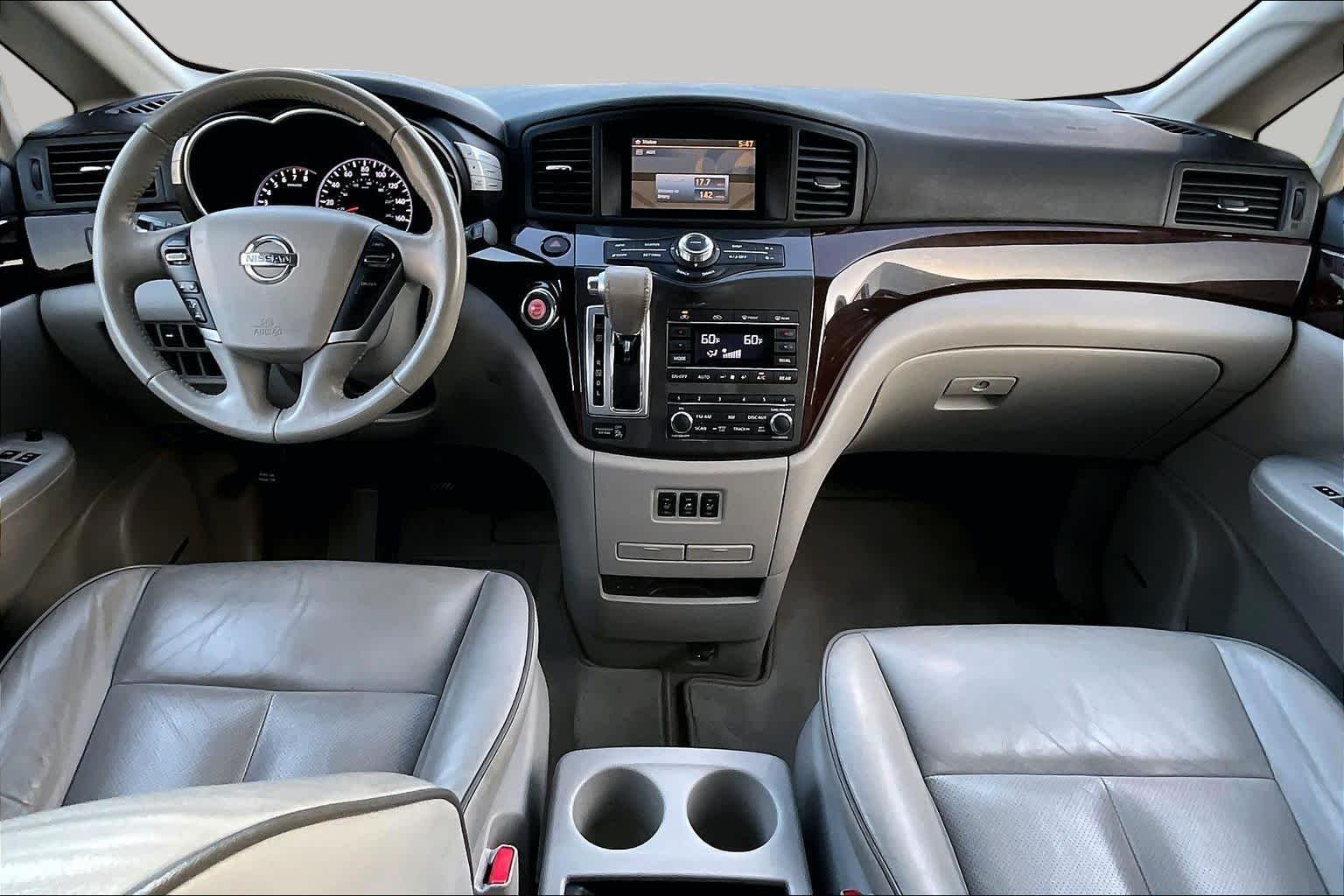 Used 2011 Platinum Graphite Nissan SL image 14