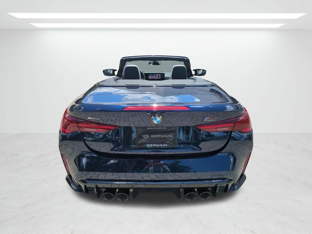 New 2027 Tanzanite Blue II Metallic BMW Competition image 5