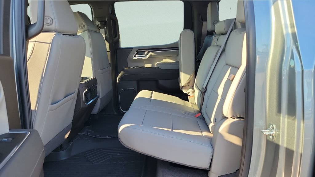2026 Chevrolet Silverado 1500 LTZ - Photo 15