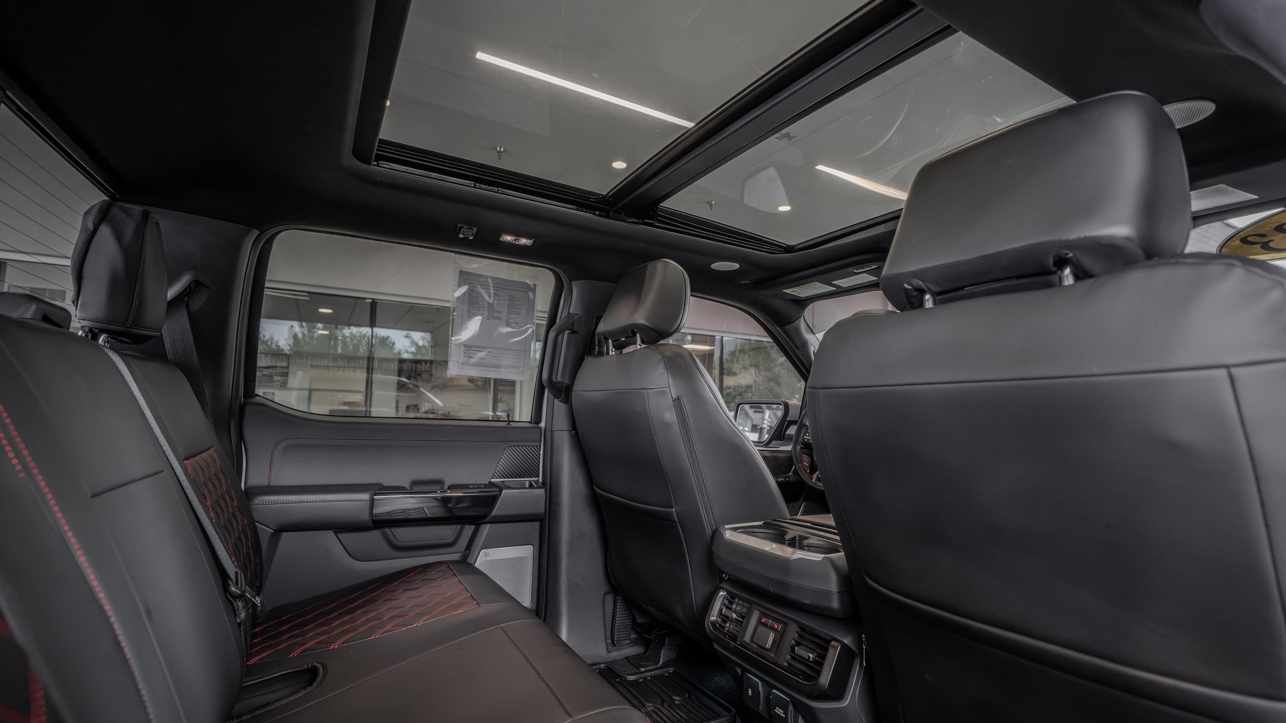 Used 2023 Avalanche Ford Raptor image 28
