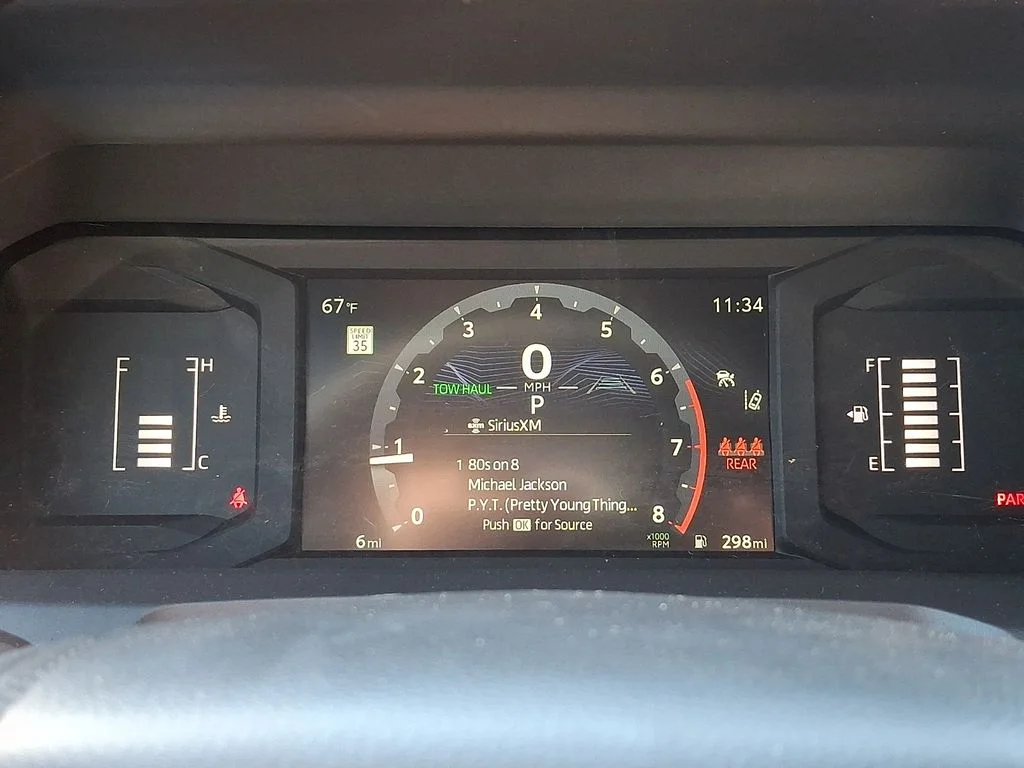 2026 Toyota Tacoma SR5 - Photo 16