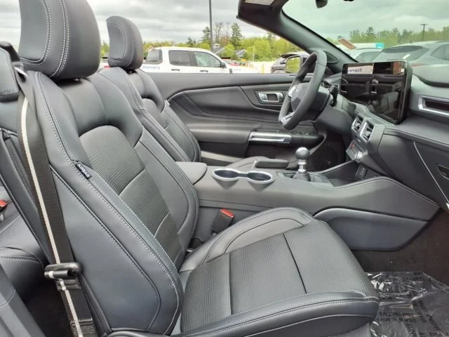 New 2025 Grabber Blue Metallic Ford GT Premium Convertible image 5