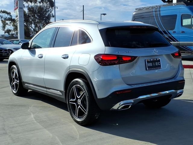 New 2026 Silver Mercedes-Benz GLA 250 image 21