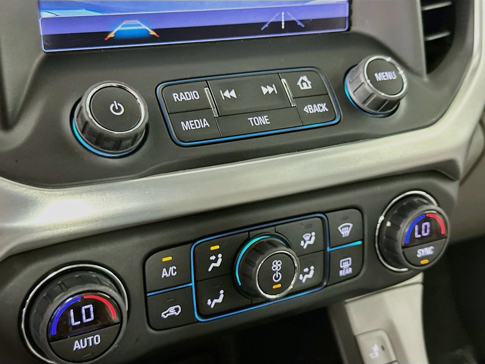 Used 2017 Iridium Metallic GMC SLT-1 image 17