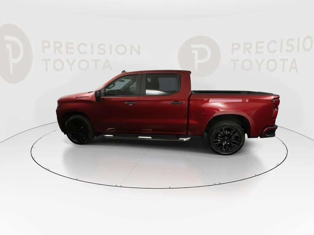 Used 2019 Cajun Red Tintcoat Chevrolet Custom image 11