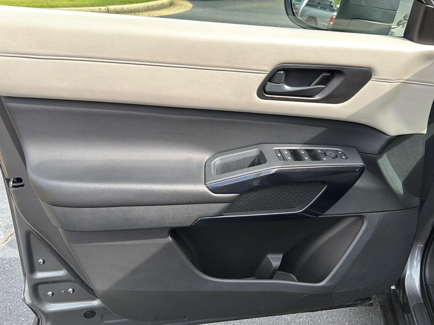 Used 2024 Gun Metallic Nissan SV image 17