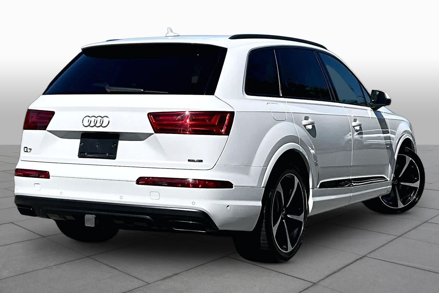 Used 2019 Carrara White Audi SE Premium Plus image 13