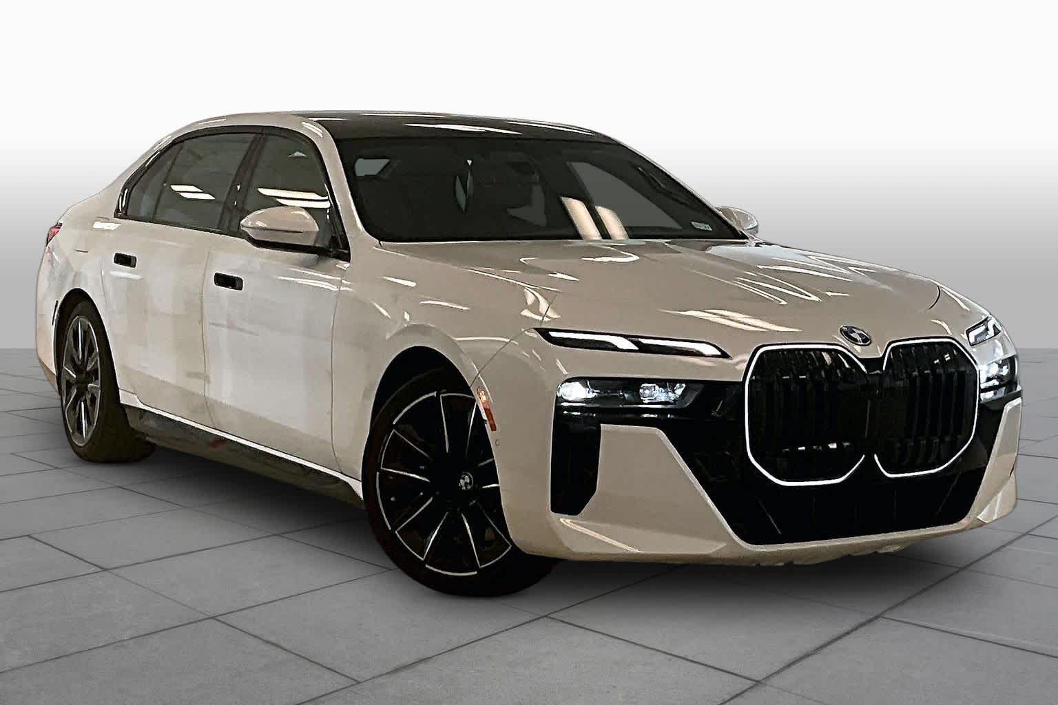 Used 2025 BMW i7 60 with VIN WBY53EJ05SCU51398 for sale in Houston, TX