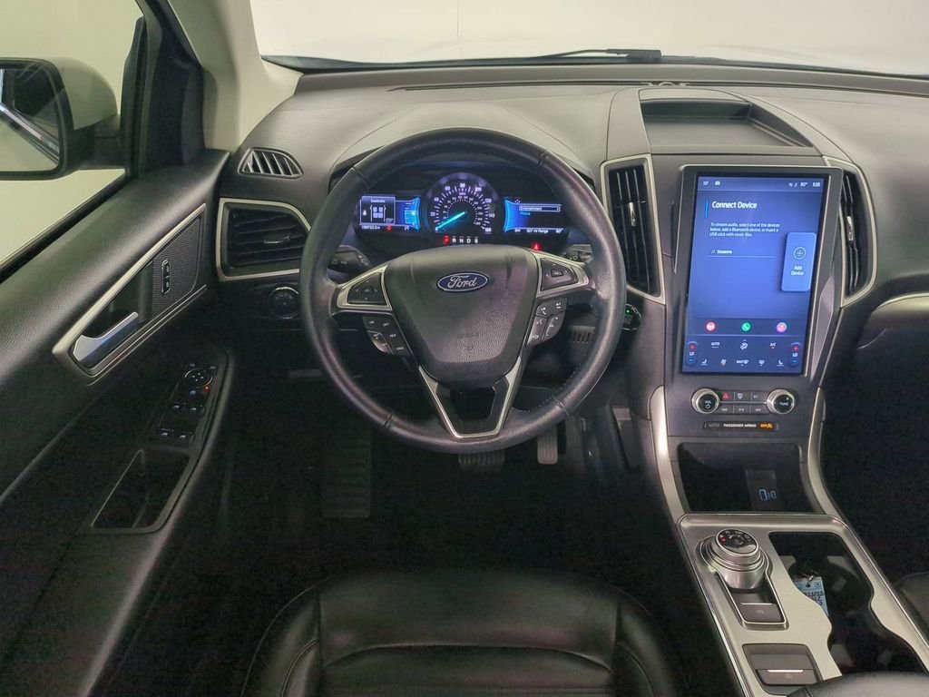 Used 2022 White Ford SEL image 19