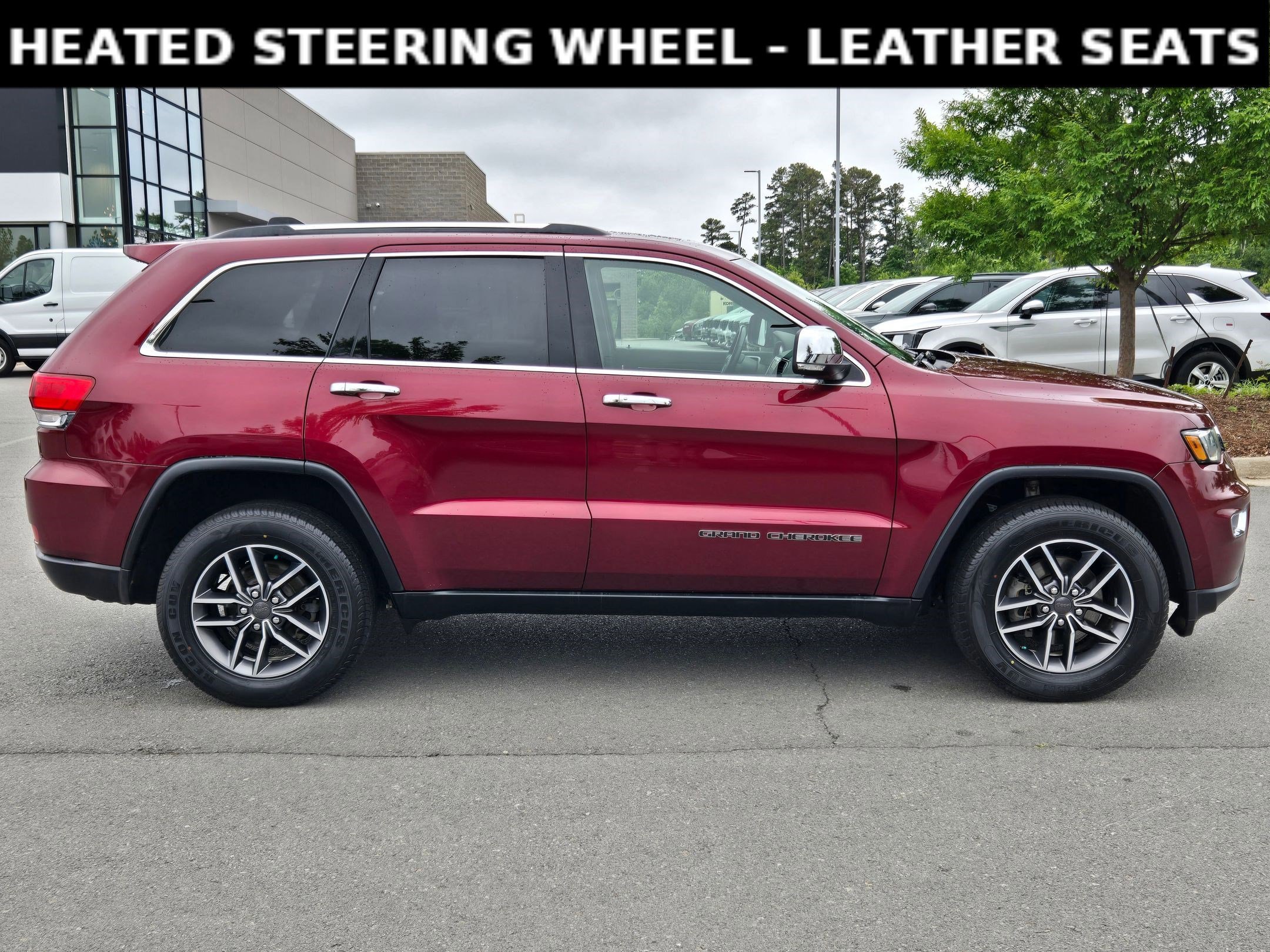 Used 2019 Velvet Red Pearlcoat Jeep Limited image 8