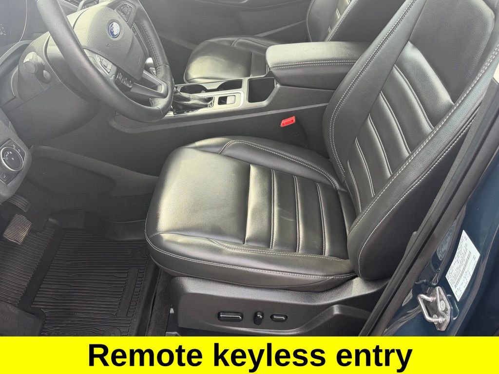 Certified Used 2019 Sea Green Ford SEL image 11