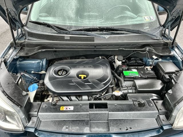 Used 2017 Black Kia Plus image 19