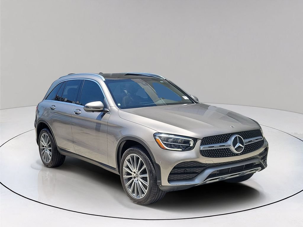 Certified Used 2021 Silver Mercedes-Benz GLC 300 image 1