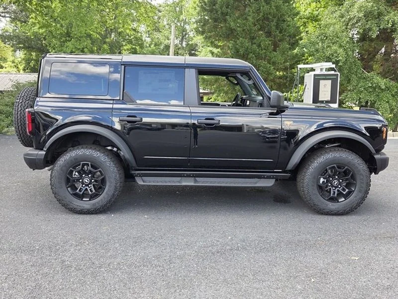 New 2026 Shadow Black Ford Badlands® image 15