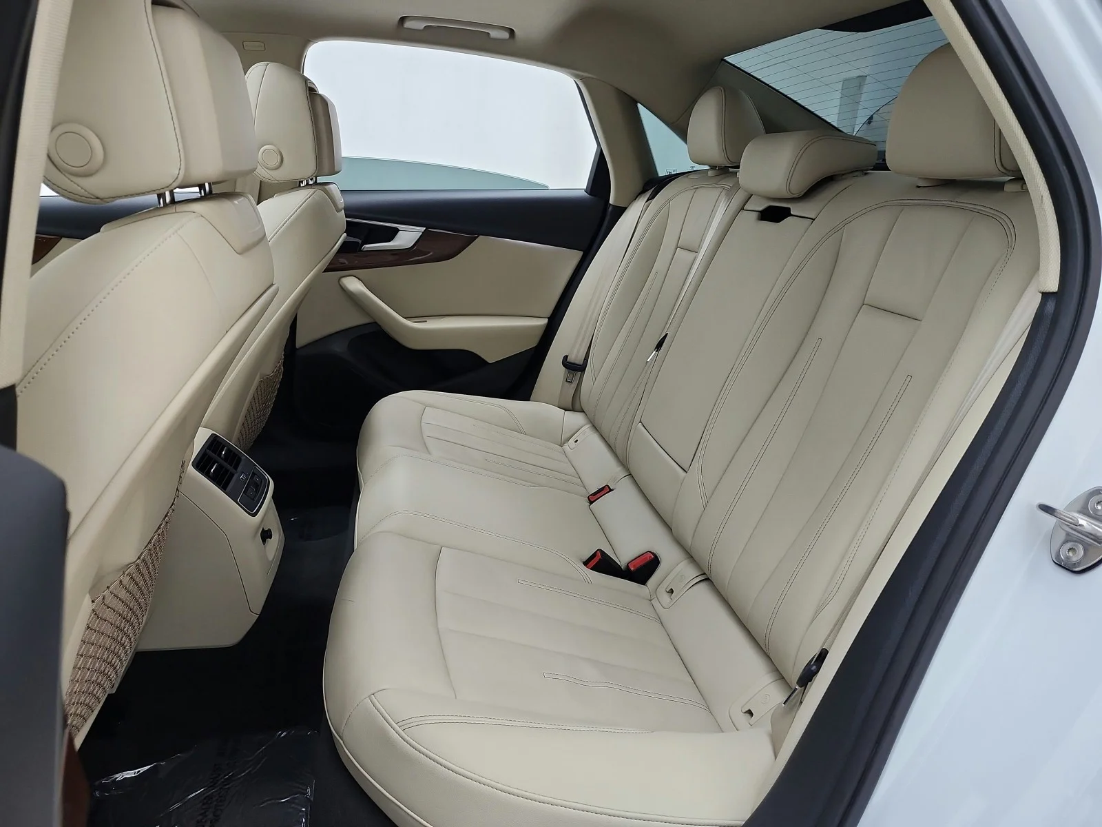 Used 2024 Glacier White Metallic Audi Premium 40 TFSI quattro image 15