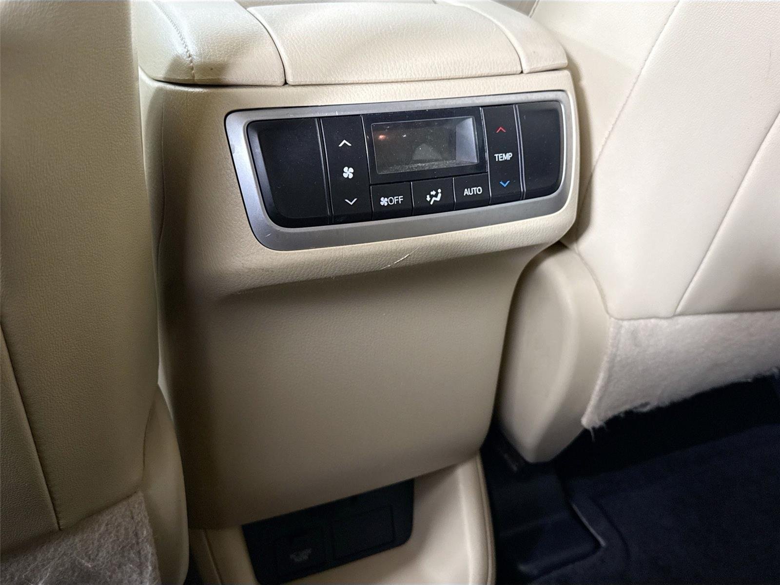Used 2016 Blizzard Pearl Toyota Limited image 36