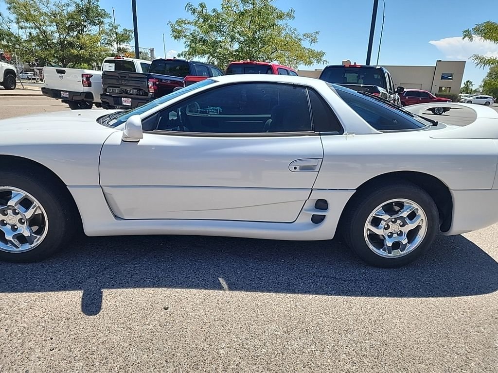 Used 1997  Mitsubishi Base image 9