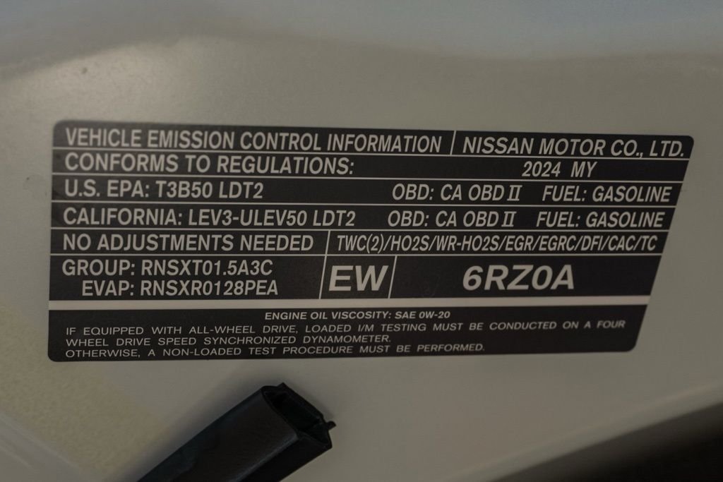 Used 2024 White Nissan SL image 36
