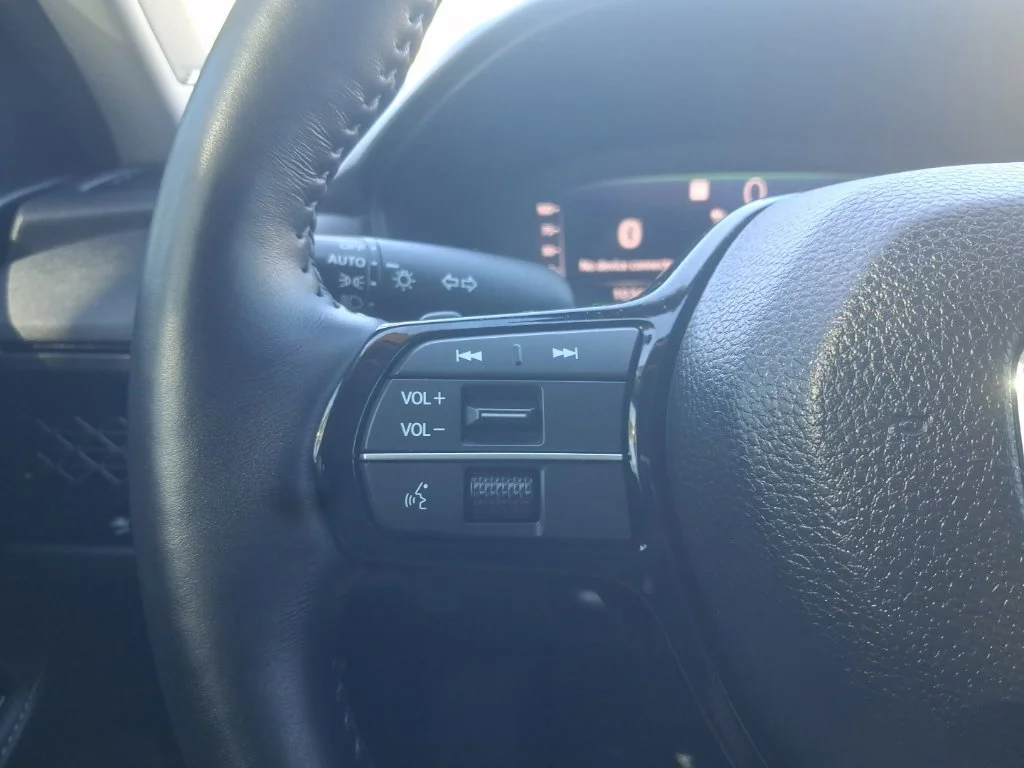Used 2025 Black Honda Touring image 26