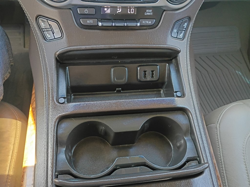 Used 2019 Shadow Gray Metallic Chevrolet Premier image 34
