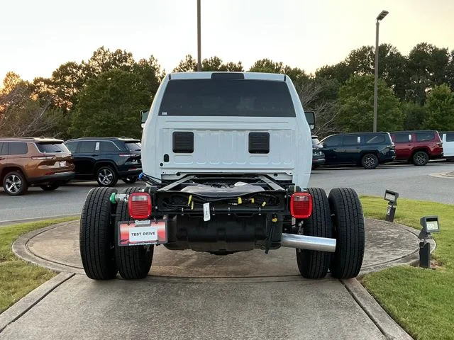 2027 RAM Ram 3500 Chassis Cab Tradesman - Photo 6